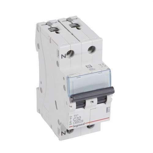 Interruttore Magnetotermico TX3 P+N 32A Curva C 6kA con riferimento 403589 del marchio LEGRAND
