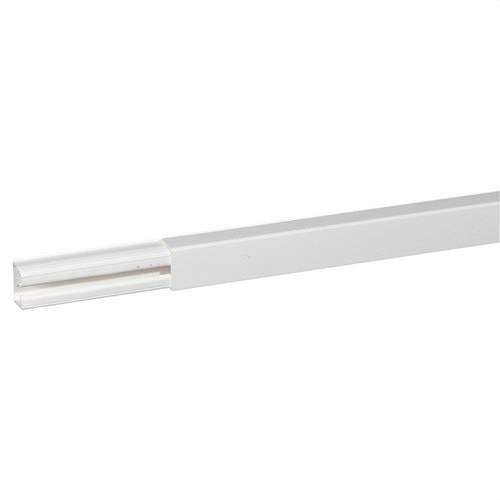 Canalina adesiva 32x20mm DLPLUS con riferimento 030017 del marchio LEGRAND