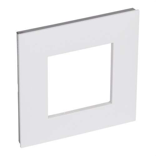 Cornice decorativa 1 elemento bianco/cromo Valena Next con riferimento 741011 del marchio LEGRAND