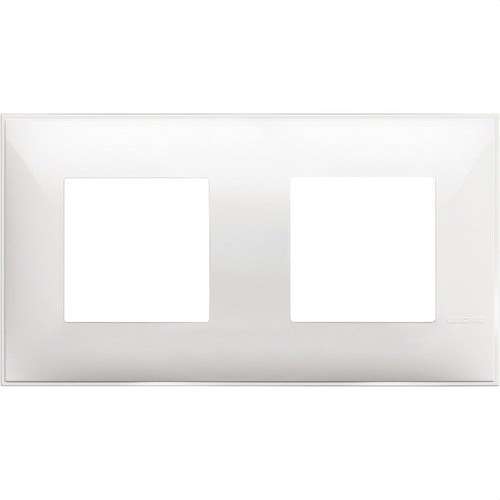 Cornice decorativa per 2x2 moduli bianco Classia con riferimento R4802M2RW del marchio BTICINO