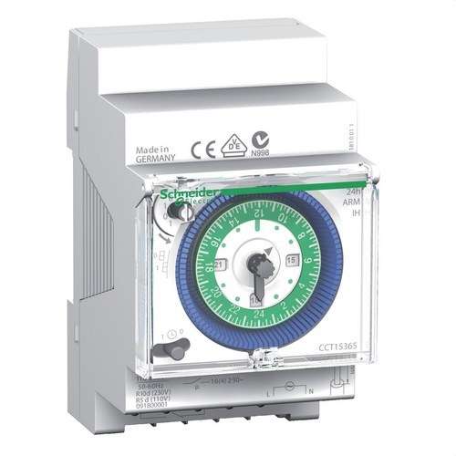 Interruttore orario analogico IH 24H con 3 moduli 150H 1C-16A con riferimento CCT15365 del marchio SCHNEIDER ELECTRIC
