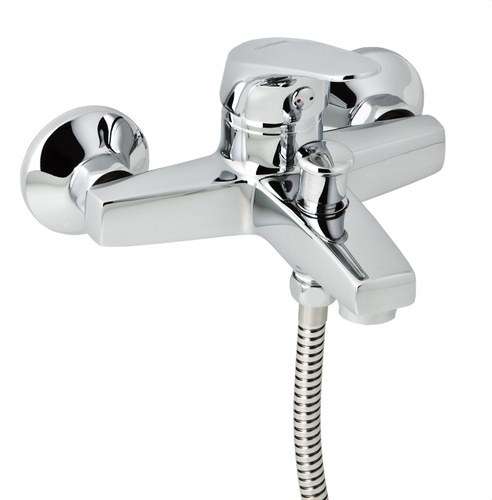 Rubinetto monocomando per vasca e doccia GE2 cromato con riferimento 60100 22 45 66 del marchio GENEBRE
