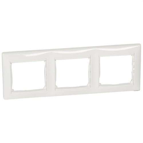 Cornice decorativa a 3 elementi bianca Valena con riferimento 774453 del marchio LEGRAND