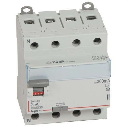 Differenziale DX3 4P 25A 300mA Classe AC con riferimento 411664 del marchio LEGRAND