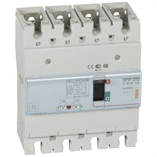 Automatico MCCB DPX³ 250 magnetotermico 4P Icu 25 kA con riferimento 420219 del marchio LEGRAND