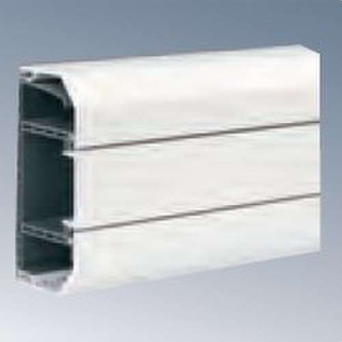 Angolo interno variabile CABLOMAX 130x55mm con riferimento TKA003210/9 del marchio SIMON