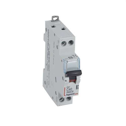 Interruttore Magnetotermico DX3 1P+N 40A Curva C 6/10kA con riferimento 407732 del marchio LEGRAND