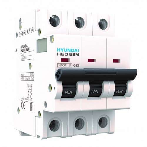 Interruttore Magnetotermico STD 3P 6kA 40A Curva C con riferimento HGD63-M3P040C del marchio HYUNDAI