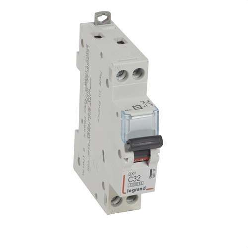 Interruttore Magnetotermico DX3 1P+N 32A Curva C 6/10kA con riferimento 407731 del marchio LEGRAND