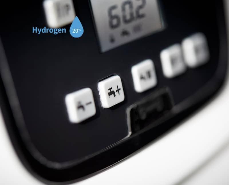 Caldaia a condensazione Baxi PLATINUM COMPACT 30/30 F ECO con camino 60/100 con riferimento 7725725 del marchio BAXI