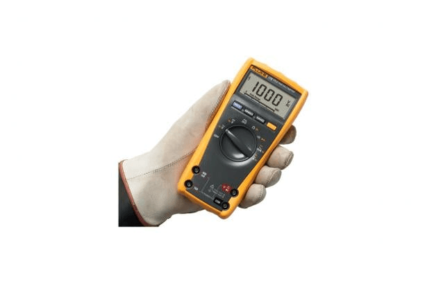 Multimetro digitale Fluke 175 a vero valore efficace con riferimento 1645981 del marchio FLUKE